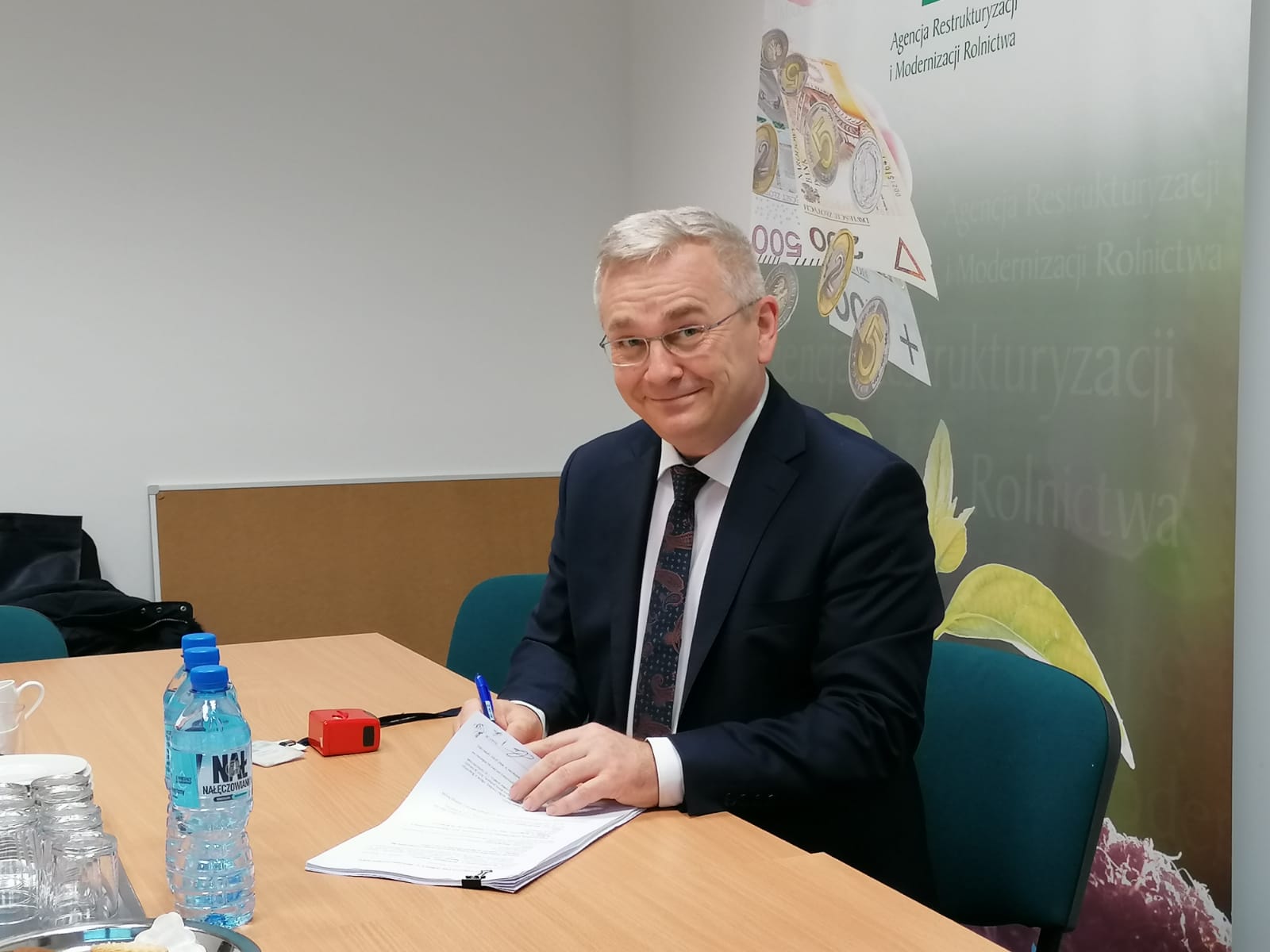 BF podpisanie umowy 2020-01-04 at 14.05.56